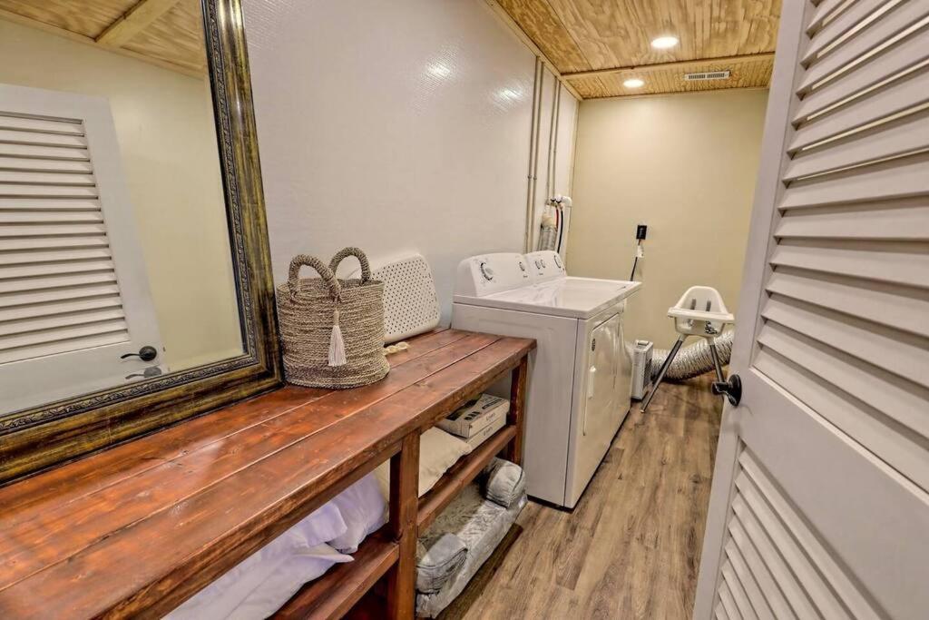 Near Downtown Helen - Hottub, Sauna, Game Room, Fire Pit Экстерьер фото
